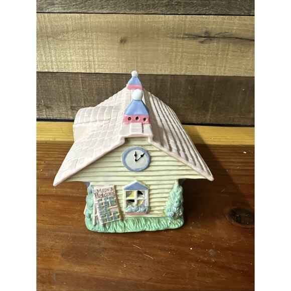 Vtg Midwest Easter Village Cottontail Lane Train Station In Box - Picture 4 of 7